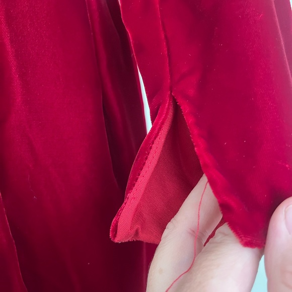 Vintage Cranberry Red Velvet Long Sleeve Cocktail Dress // US women’s XS - Picture 3 of 9